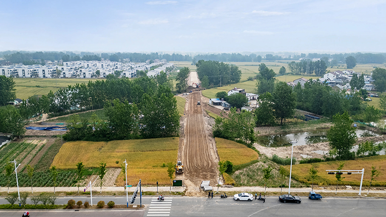 東坎街道廣垛村新型農(nóng)村社區(qū)道路施工現(xiàn)場