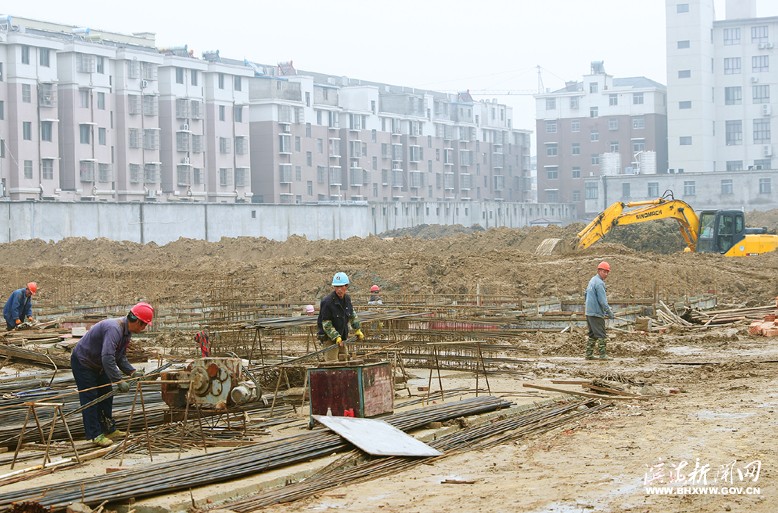 陳濤鎮(zhèn)新灘村農民集中居住區(qū)建設現(xiàn)場