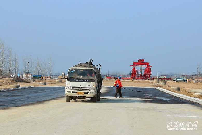 縣城港城路北延工程建設現(xiàn)場